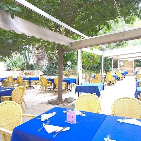 Houm Nets - Adults Only