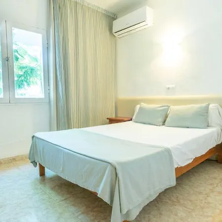 Szálloda Houm Nets - Adults Only 2*