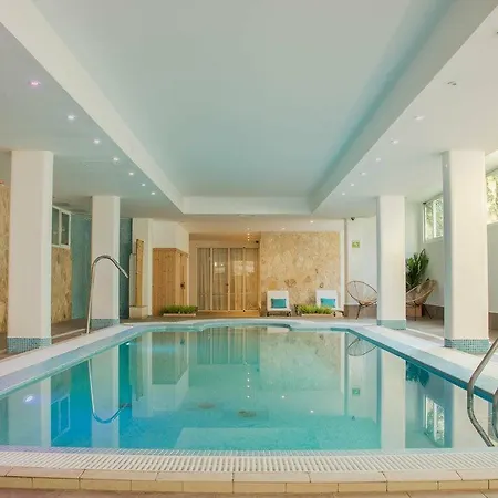 Szálloda Houm Nets - Adults Only 2*