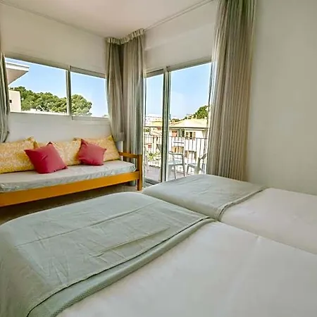 Houm Nets - Adults Only Hotel