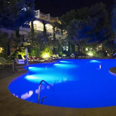 Houm Nets - Adults Only Готель 2*