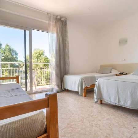 Houm Nets - Adults Only Hotel